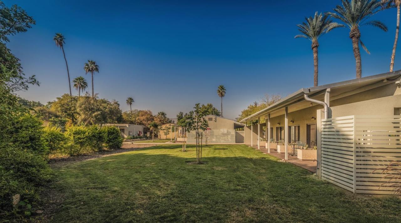 Degania Bet Kibbutz Country Lodging Hotel Kinneret Exterior photo